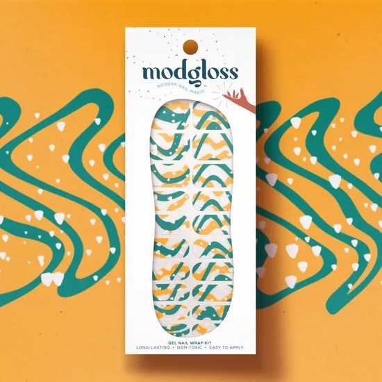 Miami Waves Artistic Transparent Nail Strip Kit