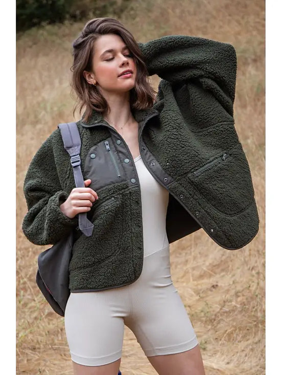 Load image into Gallery viewer, Olive Heavy Fleece Outdoor Jacket
