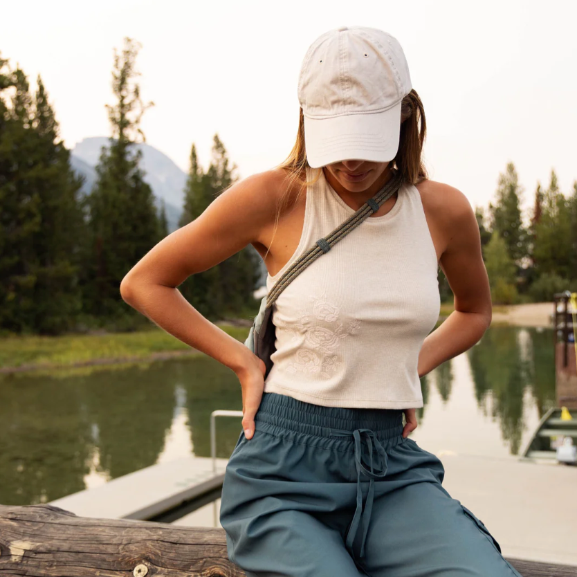 Salt Lounge Tank