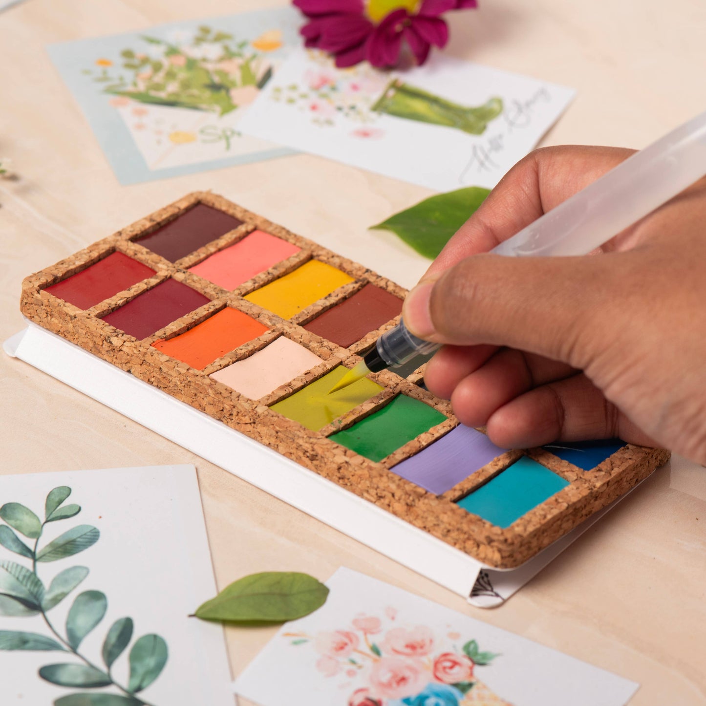 Spring Pans Set - 16 Watercolors
